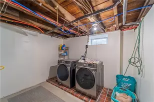 17 Beecher St, Pawtucket, RI 02860 - Photo 14