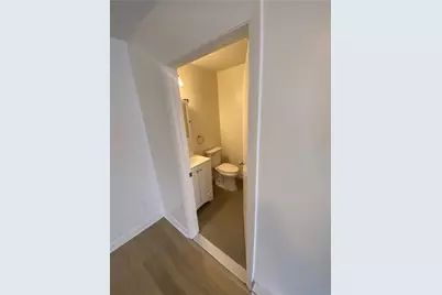 174 Daboll Street #C, Providence, RI 02907 - Photo 6