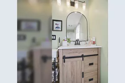 208 Simmonsville Avenue, Johnston, RI 02919 - Photo 10