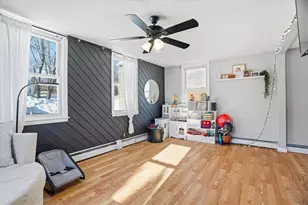 208 Simmonsville Ave, Johnston, RI 02919 - Photo 8