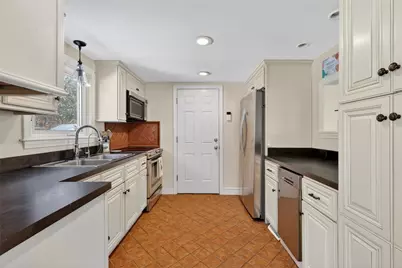 92 Locust Street, Portsmouth, RI 02871 - Photo 4