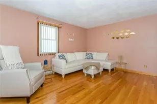 275 Columbus Ave, Pawtucket, RI 02861 - Photo 2