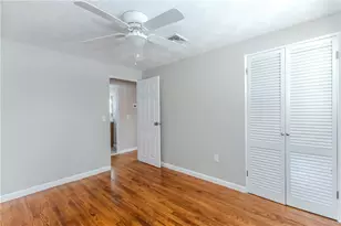 266 Vineyard Rd, Warwick, RI 02889 - Photo 16