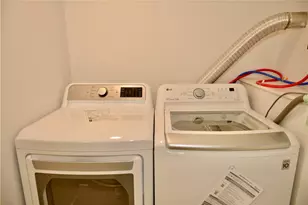 76 Batcheller Ave, Cranston, RI 02920 - Photo 18