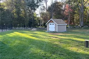 31 Stonebridge Ln, West Greenwich, RI 02817 - Photo 30