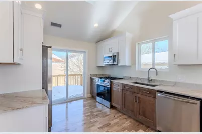 78 Sherwood Street, Providence, RI 02908 - Photo 14