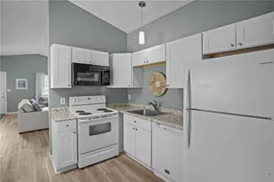 25 Magnum Ct, Smithfield, RI 02917 - Photo 8