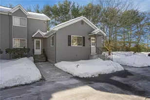 25 Magnum Ct, Smithfield, RI 02917 - Photo 4