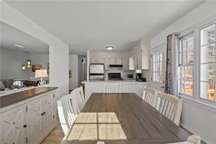 11 Barton Ln, Middletown, RI 02842 - Photo 14