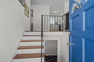 11 Barton Ln, Middletown, RI 02842 - Photo 6