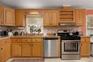 8 King Philip Rd, Coventry, RI 02816 - Photo 20