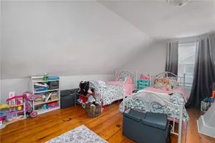 7 Maple St, Cranston, RI 02910 - Photo 8