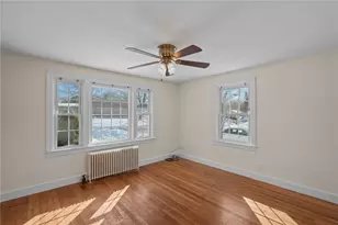 65 Almy St, Warwick, RI 02886 - Photo 6