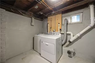 200 Woodward Ave, East Providence, RI 02914 - Photo 26