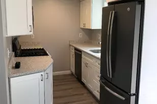 429 Boston Neck Rd, North Kingstown, RI 02852 - Photo 2