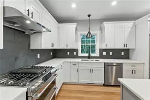 7 Pico Cir, Johnston, RI 02919 - Photo 30