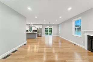 7 Pico Cir, Johnston, RI 02919 - Photo 24