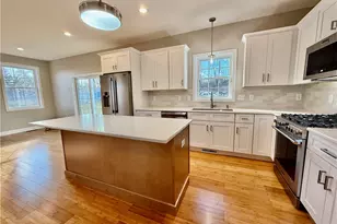 7 Pico Cir, Johnston, RI 02919 - Photo 26