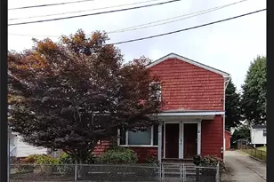 14 Carpenter St, Cumberland, RI 02864 - Photo 1