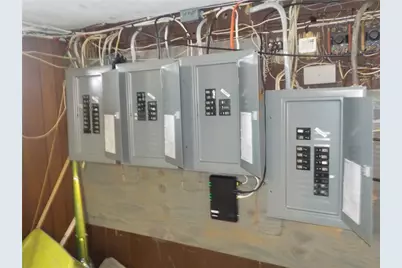 190 Crawford Street, Woonsocket, RI 02895 - Photo 16