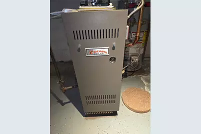 64 Holburn Avenue, Cranston, RI 02910 - Photo 16