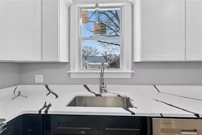 211 Pinnery Avenue, Warwick, RI 02886 - Photo 6