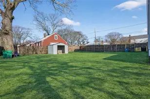 211 Pinnery Ave, Warwick, RI 02886 - Photo 12