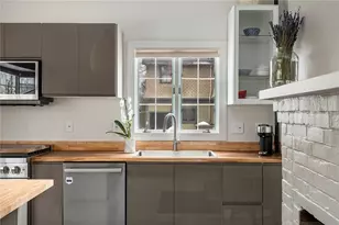 214 Bowen St, Providence, RI 02906 - Photo 24