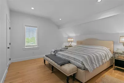 109 Carroll Avenue, Newport, RI 02840 - Photo 24