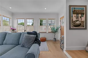 109 Carroll Ave, Newport, RI 02840 - Photo 4