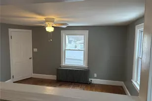 610 Killingly St, Johnston, RI 02919 - Photo 6