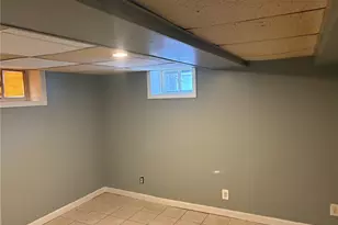 610 Killingly St, Johnston, RI 02919 - Photo 8