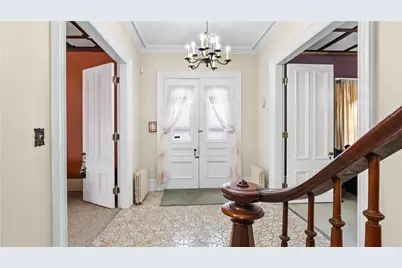 29 Jenks Avenue, Central Falls, RI 02863 - Photo 4