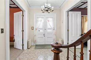 29 Jenks Ave, Central Falls, RI 02863 - Photo 4