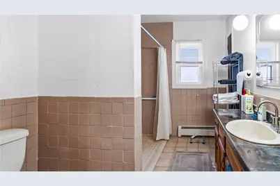 29 Jenks Avenue, Central Falls, RI 02863 - Photo 16