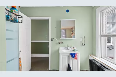 29 Jenks Avenue, Central Falls, RI 02863 - Photo 38