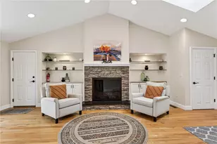 217 Belvedere Dr, Cranston, RI 02920 - Photo 12