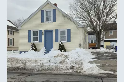236 State Street, Bristol, RI 02809 - Photo 1