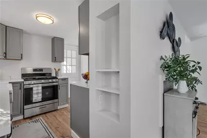 10 Booth Avenue, East Providence, RI 02915 - Photo 6