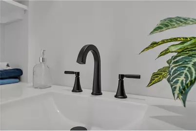 10 Booth Avenue, East Providence, RI 02915 - Photo 16