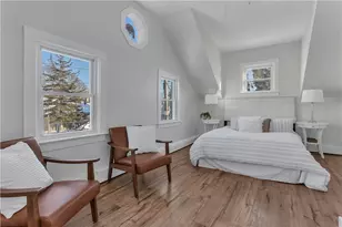 10 Booth Ave, East Providence, RI 02915 - Photo 14