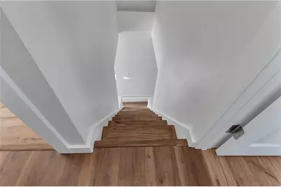 10 Booth Avenue, East Providence, RI 02915 - Photo 18