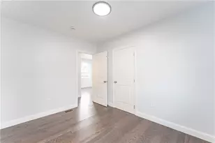 14 Burnside St, Providence, RI 02905 - Photo 12