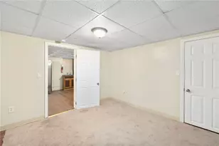 55 Togansett Rd, Providence, RI 02910 - Photo 42