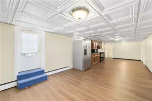 55 Togansett Rd, Providence, RI 02910 - Photo 36