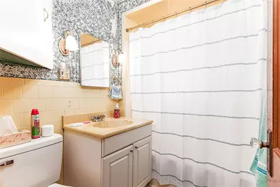 109 Hemond Avenue, Woonsocket, RI 02895 - Photo 44