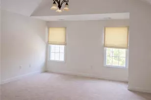 419 Albion Rd, Lincoln, RI 02865 - Photo 16