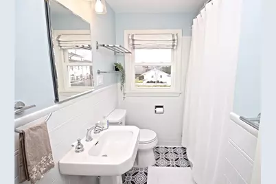 139 Coggeshall Avenue, Newport, RI 02840 - Photo 16