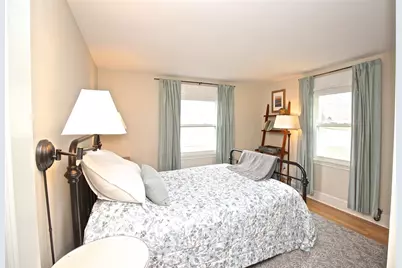 139 Coggeshall Avenue, Newport, RI 02840 - Photo 20