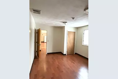 1302 Elmwood Avenue, Providence, RI 02910 - Photo 22